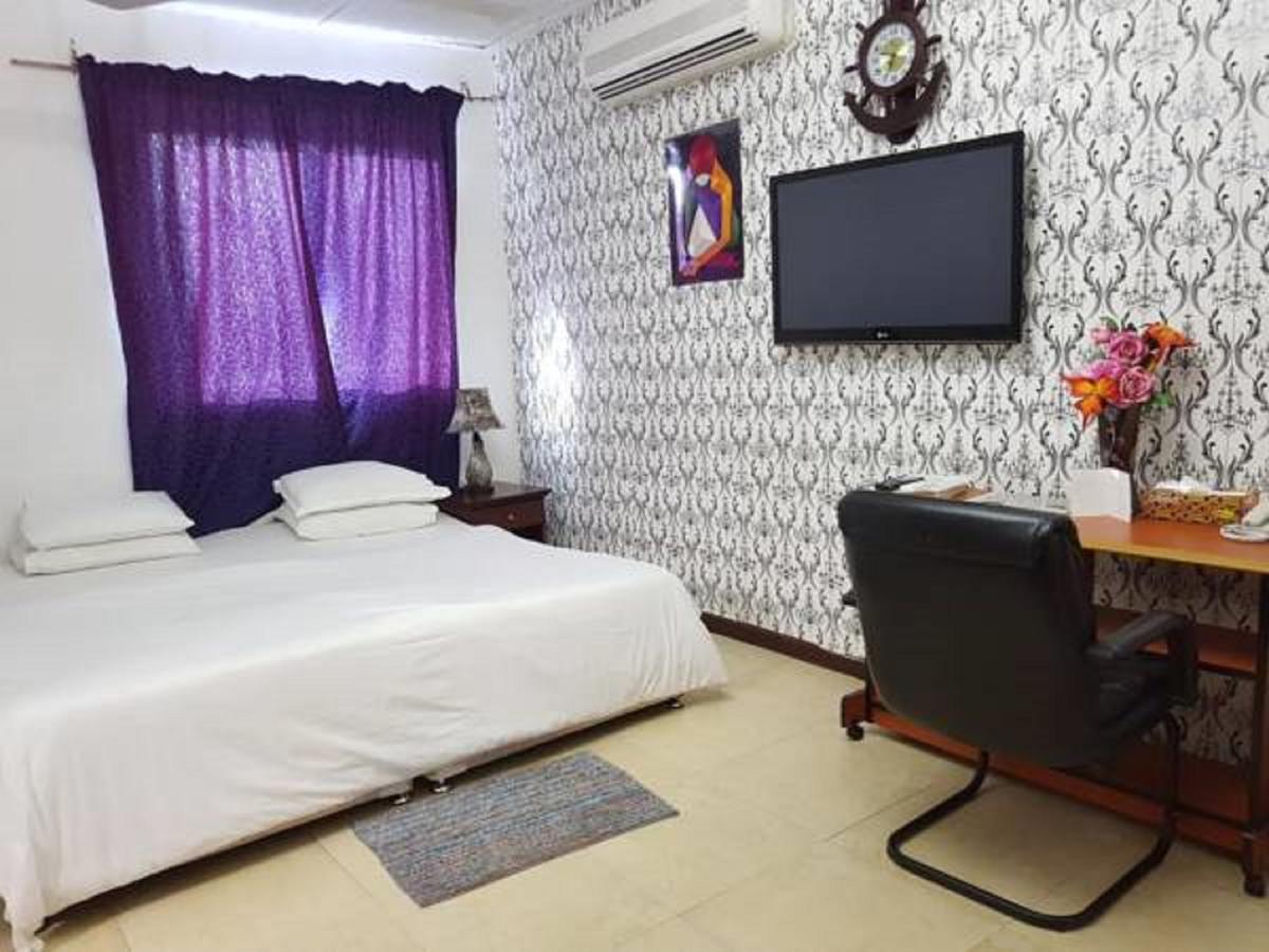 Tribeca Hotel Ghana Accra Exterior photo